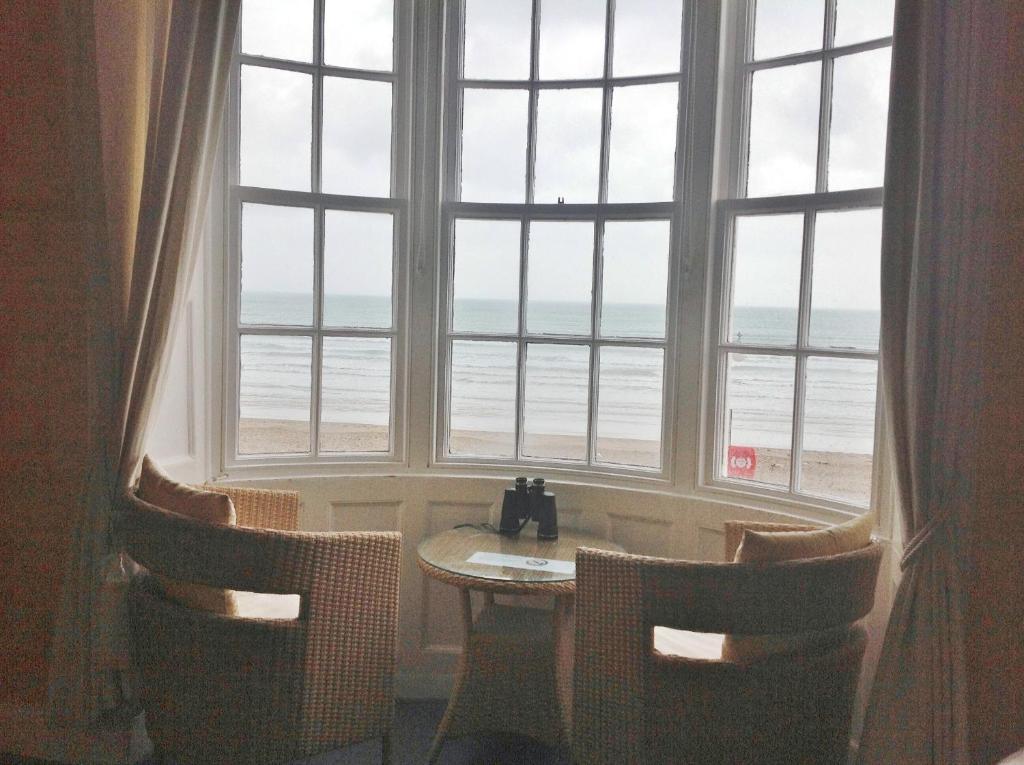 The Redcliff Weymouth Quarto foto